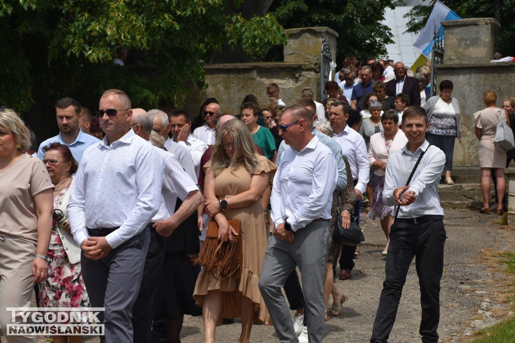 Procesja Bożego Ciała w Goźlicach w gm. Klimontów