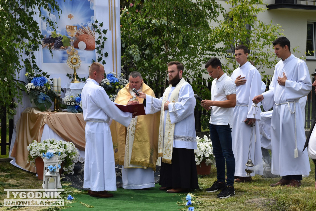 Procesja Bożego Ciała w Goźlicach w gm. Klimontów