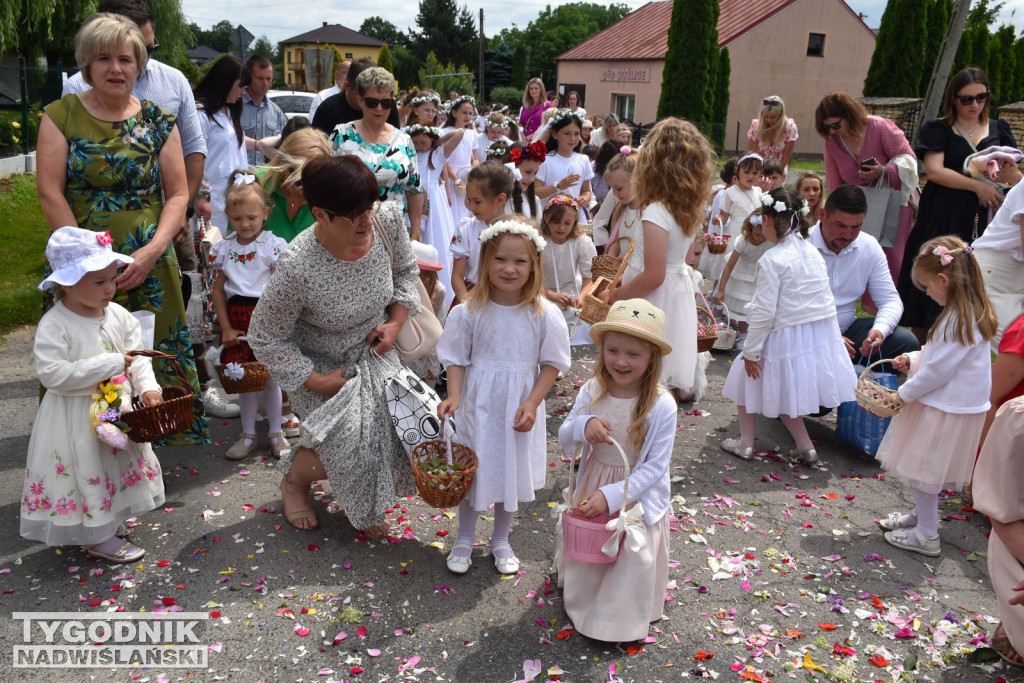 Procesja Bożego Ciała w Goźlicach w gm. Klimontów