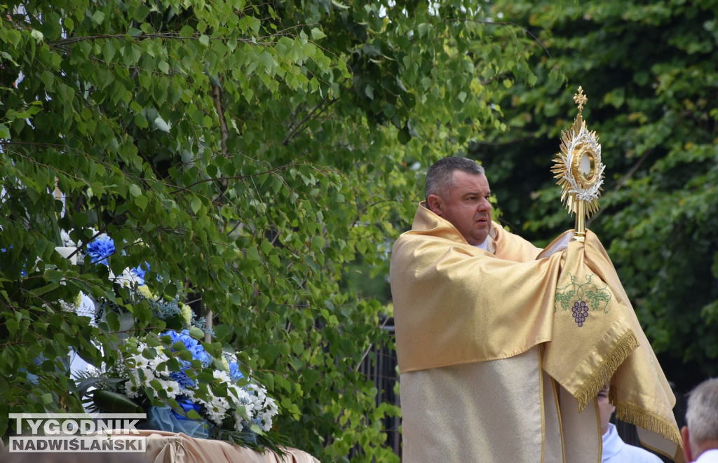 Procesja Bożego Ciała w Goźlicach w gm. Klimontów