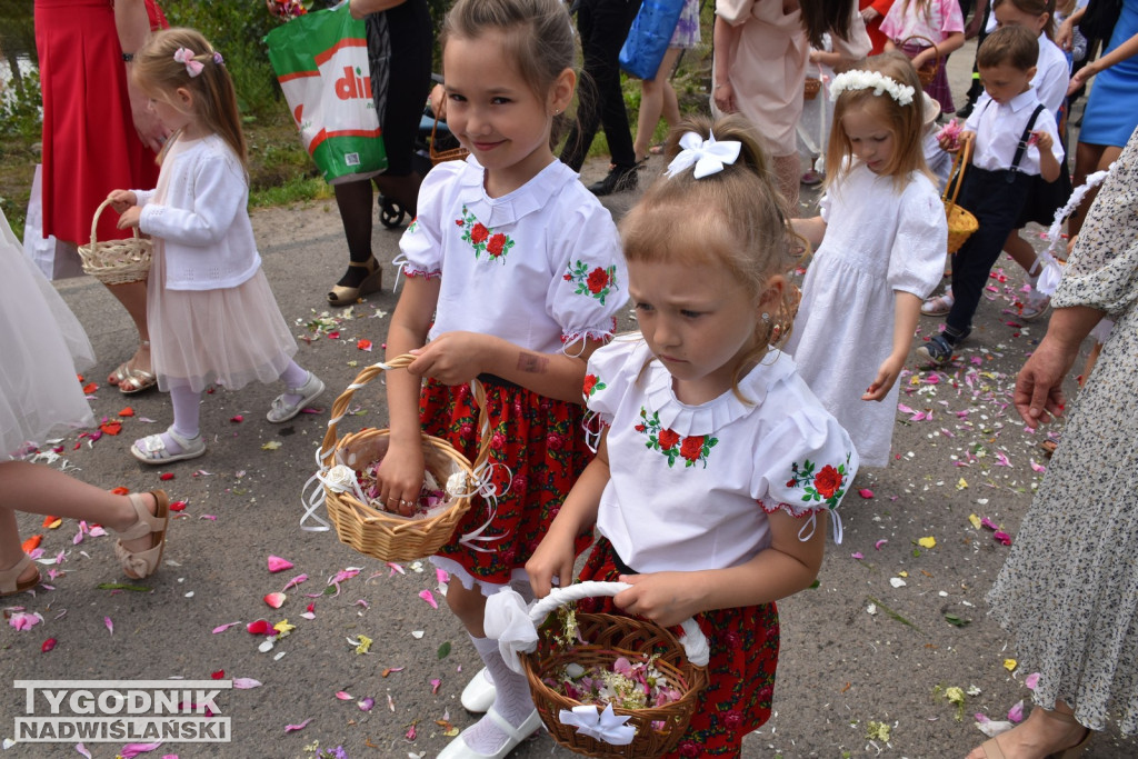 Procesja Bożego Ciała w Goźlicach w gm. Klimontów