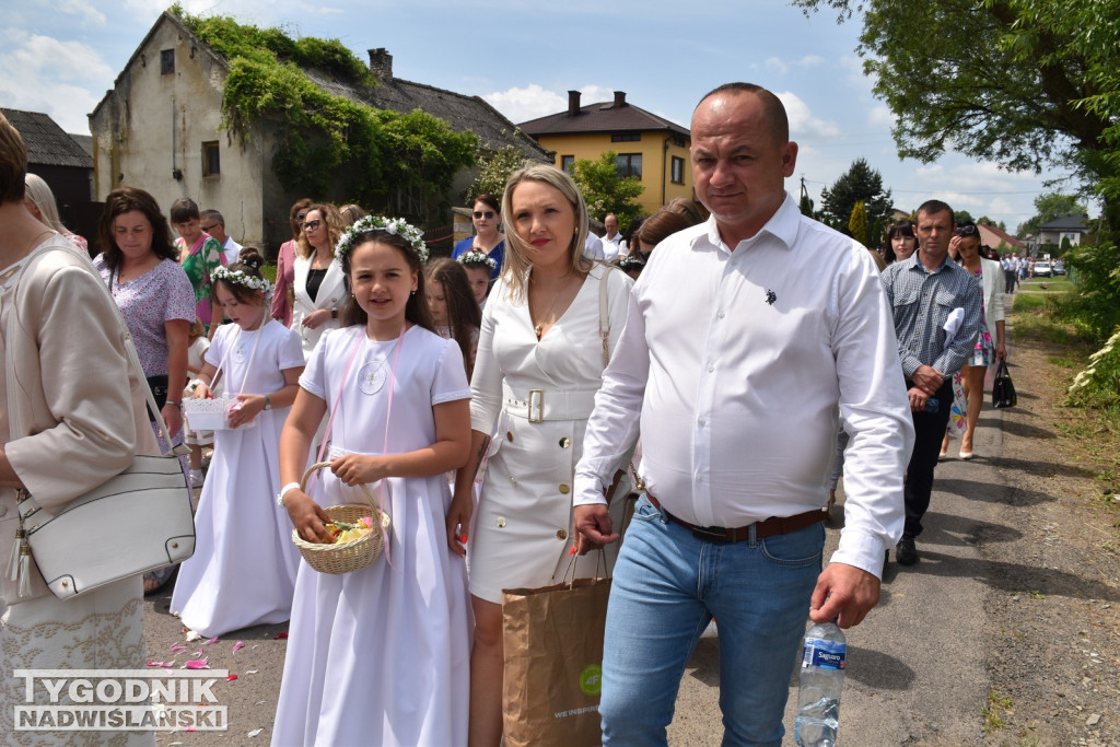 Procesja Bożego Ciała w Goźlicach w gm. Klimontów