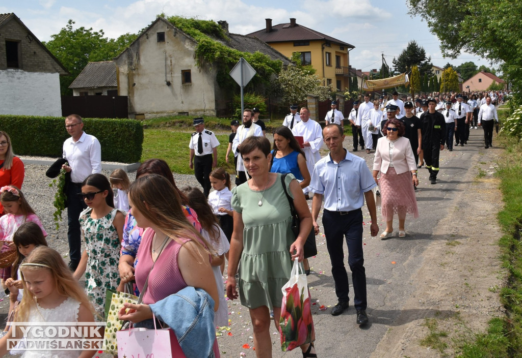 Procesja Bożego Ciała w Goźlicach w gm. Klimontów