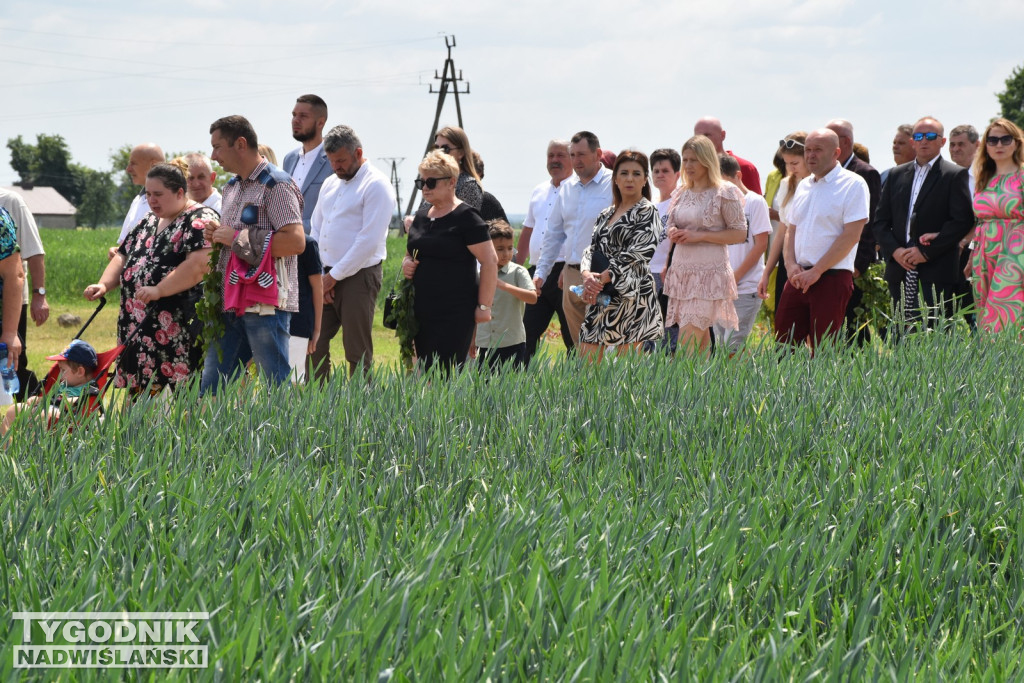 Procesja Bożego Ciała w Goźlicach w gm. Klimontów