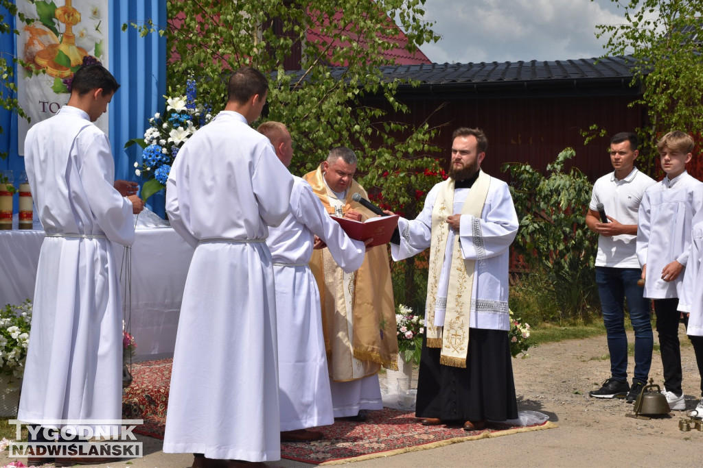 Procesja Bożego Ciała w Goźlicach w gm. Klimontów