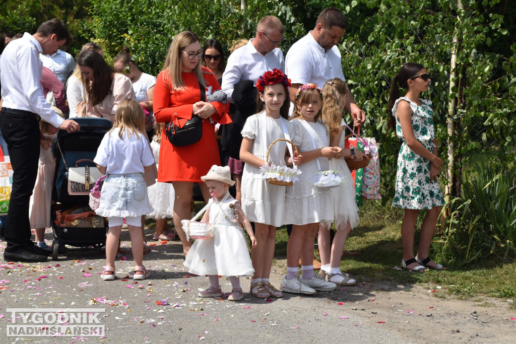 Procesja Bożego Ciała w Goźlicach w gm. Klimontów