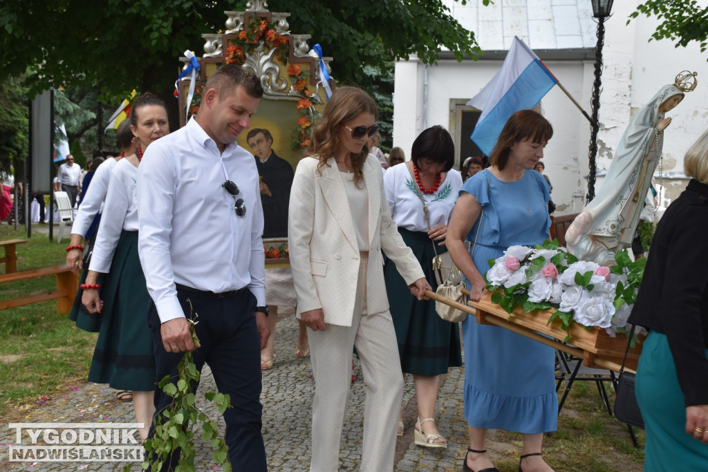 Procesja Bożego Ciała w Goźlicach w gm. Klimontów