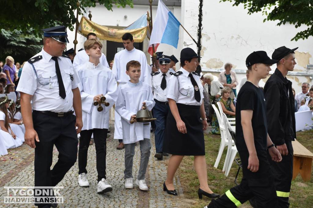 Procesja Bożego Ciała w Goźlicach w gm. Klimontów