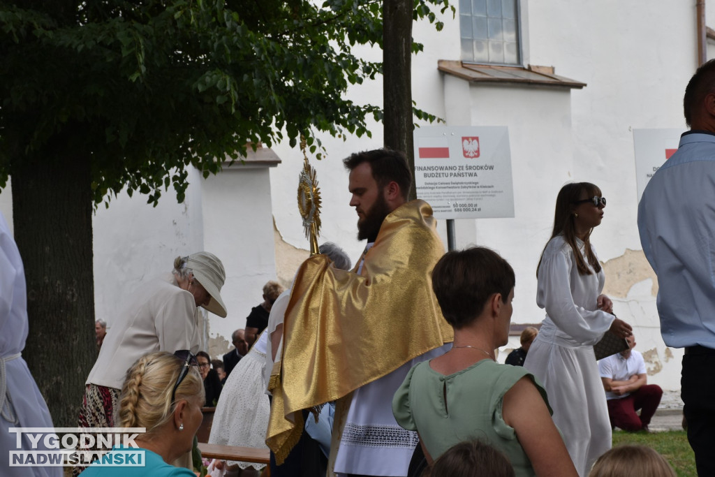 Procesja Bożego Ciała w Goźlicach w gm. Klimontów