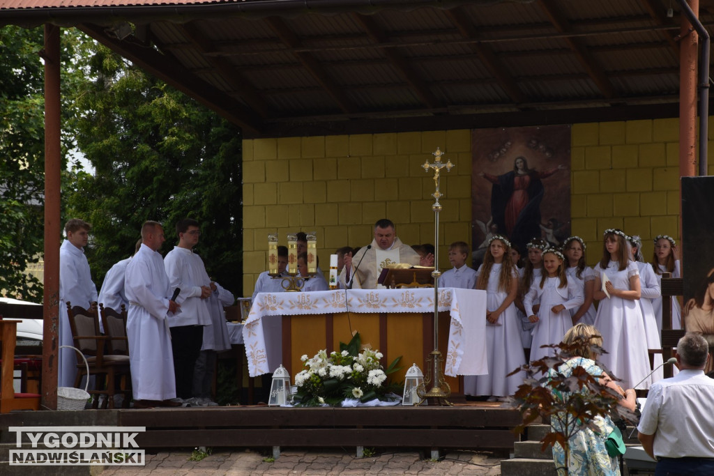 Procesja Bożego Ciała w Goźlicach w gm. Klimontów