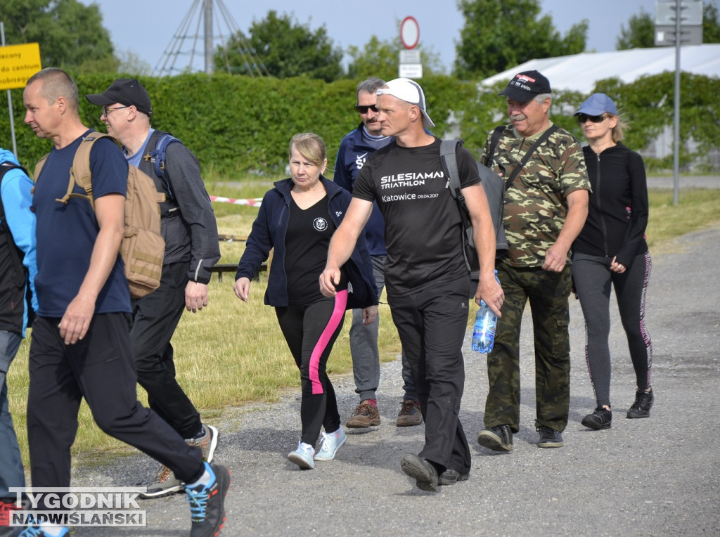 Trening z żołnierzami nad Jeziorem Tarnobrzeskim