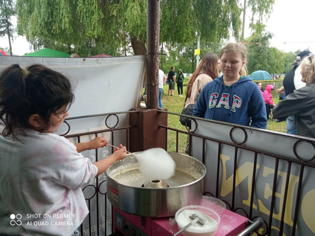 Zawody wędkarskie na Dzień Dziecka w Tarnobrzegu