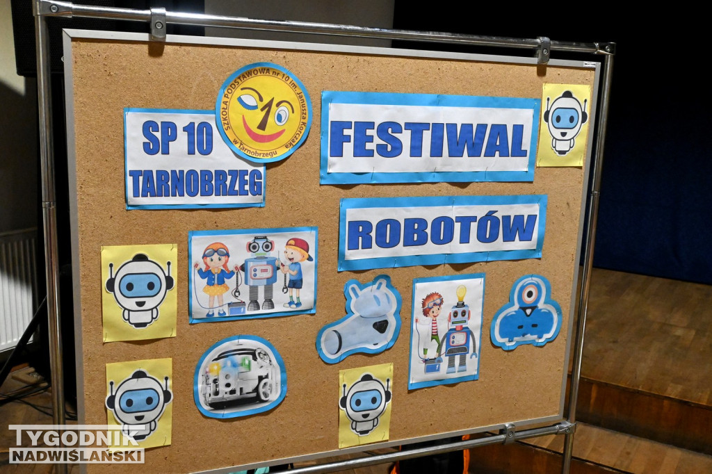 Festiwal robotów w Szkole Podstawowej nr 10 w Tarnobrzegu