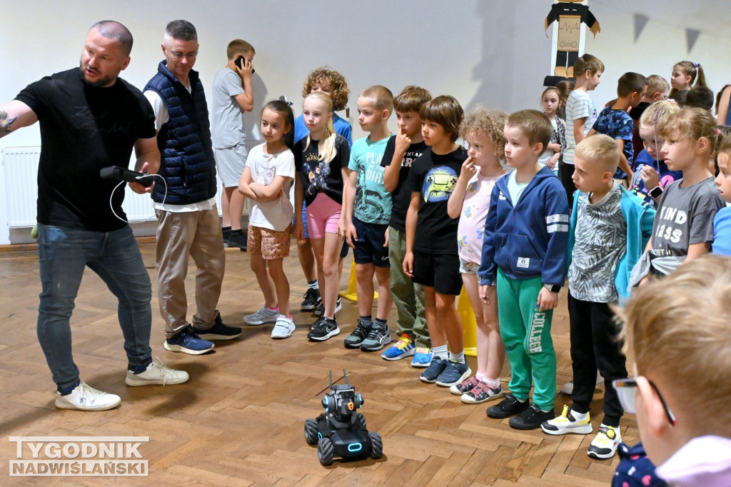 Festiwal robotów w Szkole Podstawowej nr 10 w Tarnobrzegu