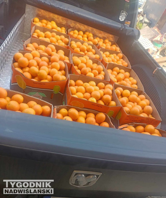 Pomarańcze trafiły do domów dziecka