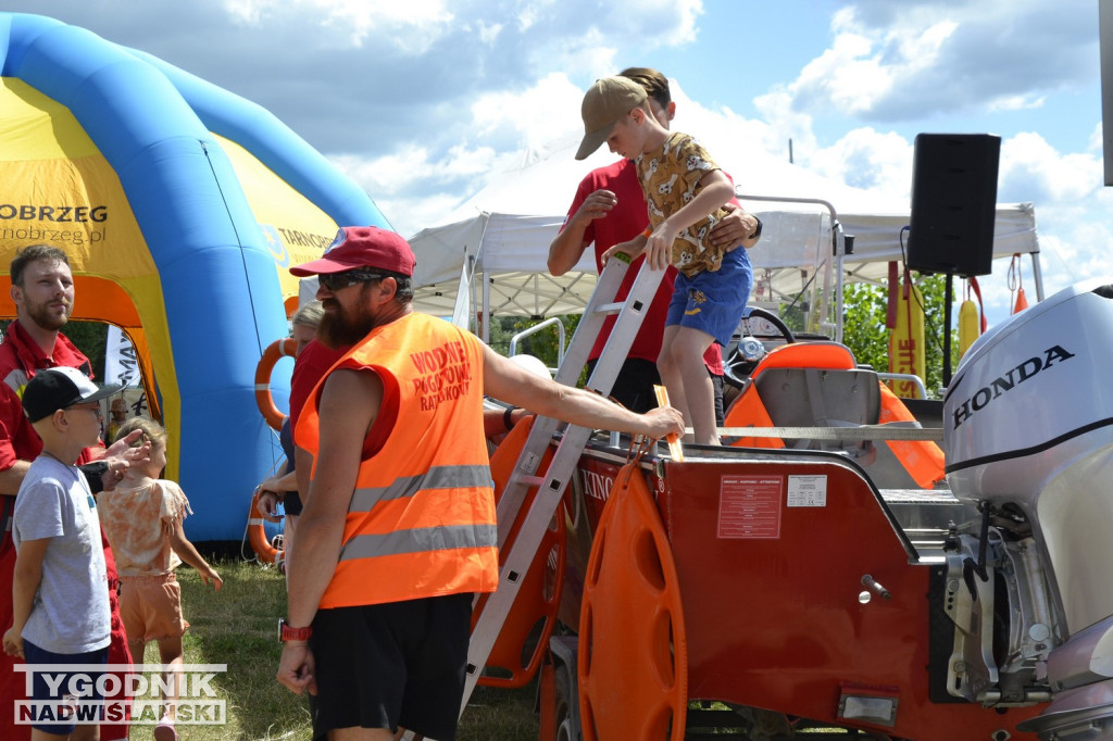 Piknik wakacyjny nad Jeziorem Tarnobrzeskim