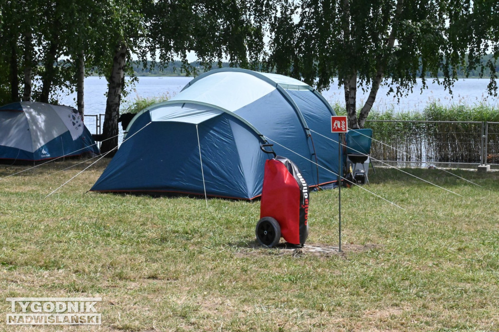 Pole biwakowe nad Jeziorem Tarnobrzeskim