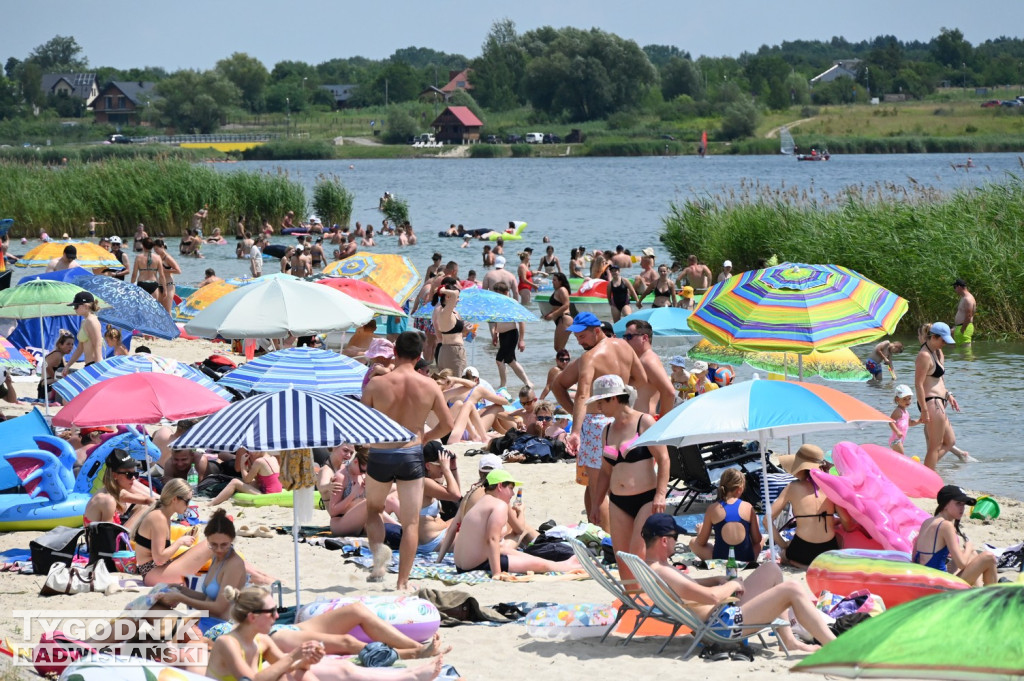 Słoneczna niedziela nad Jeziorem Tarnobrzeskim