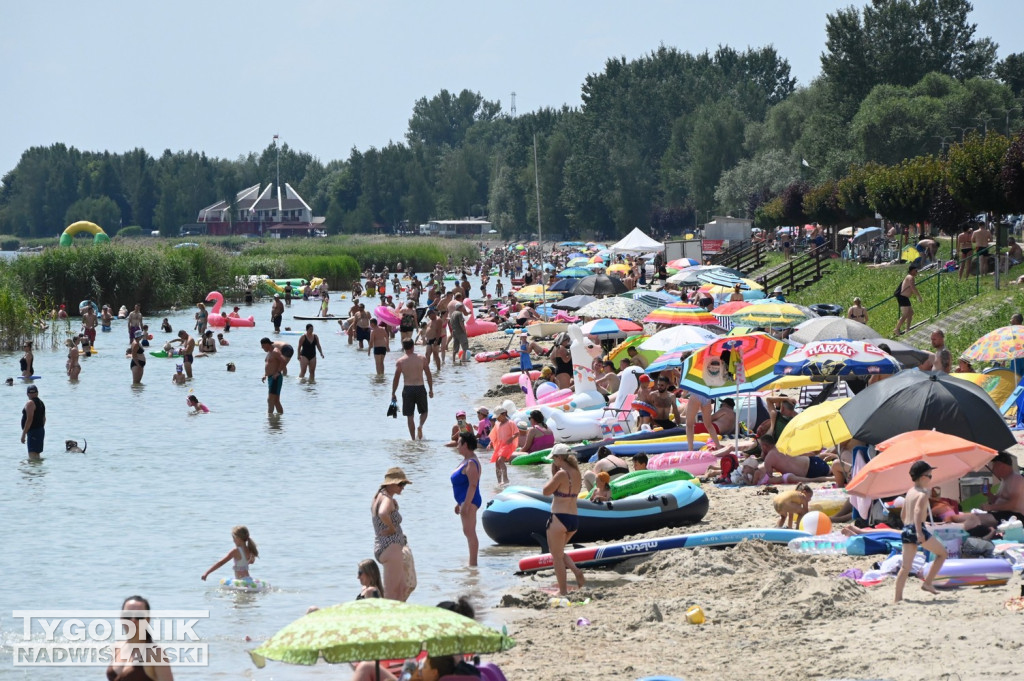 Słoneczna niedziela nad Jeziorem Tarnobrzeskim