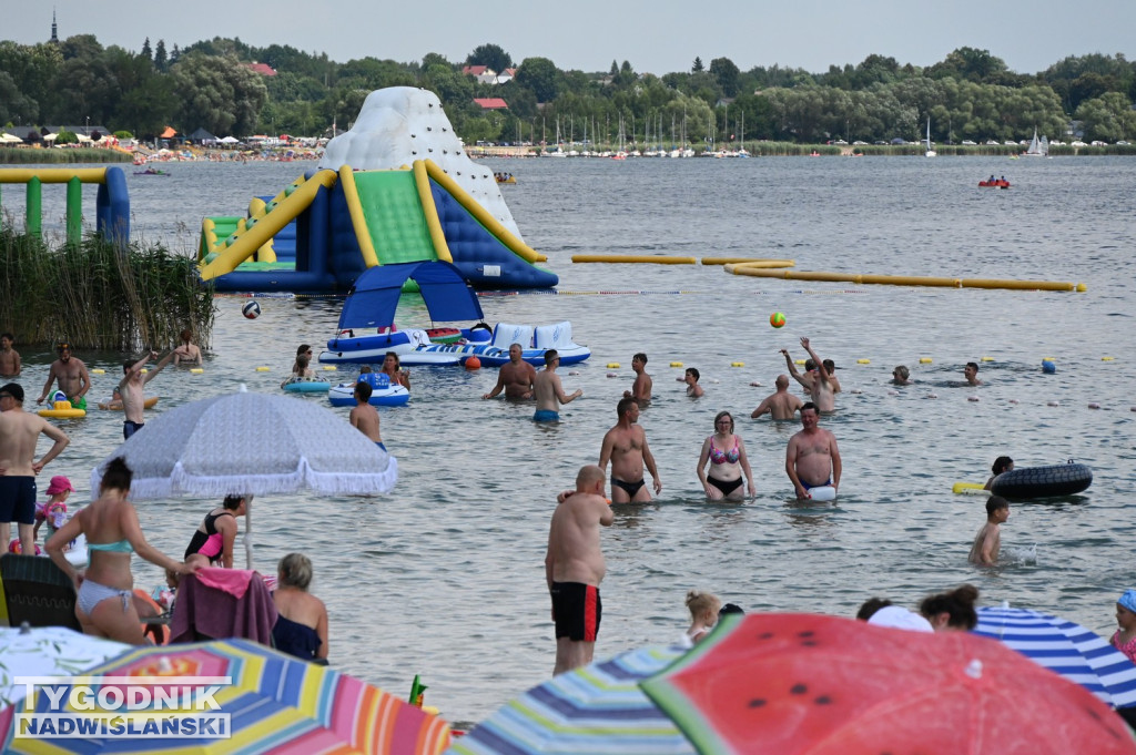 Słoneczna niedziela nad Jeziorem Tarnobrzeskim