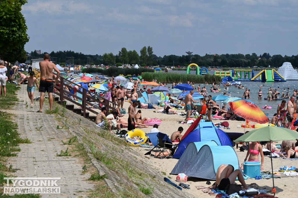 Słoneczna niedziela nad Jeziorem Tarnobrzeskim