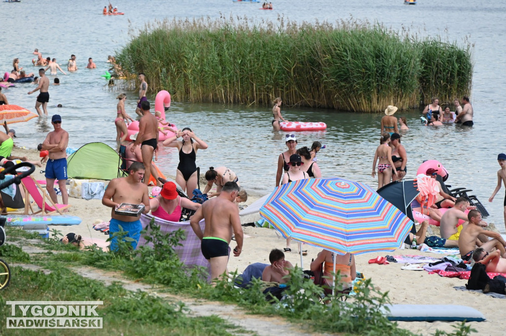 Słoneczna niedziela nad Jeziorem Tarnobrzeskim