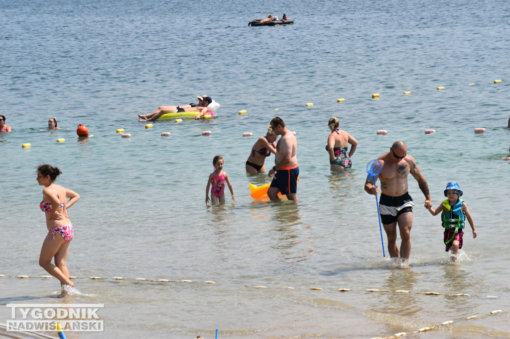 Plażowanie nad Jeziorem Tarnobrzeskim - 13 lipca