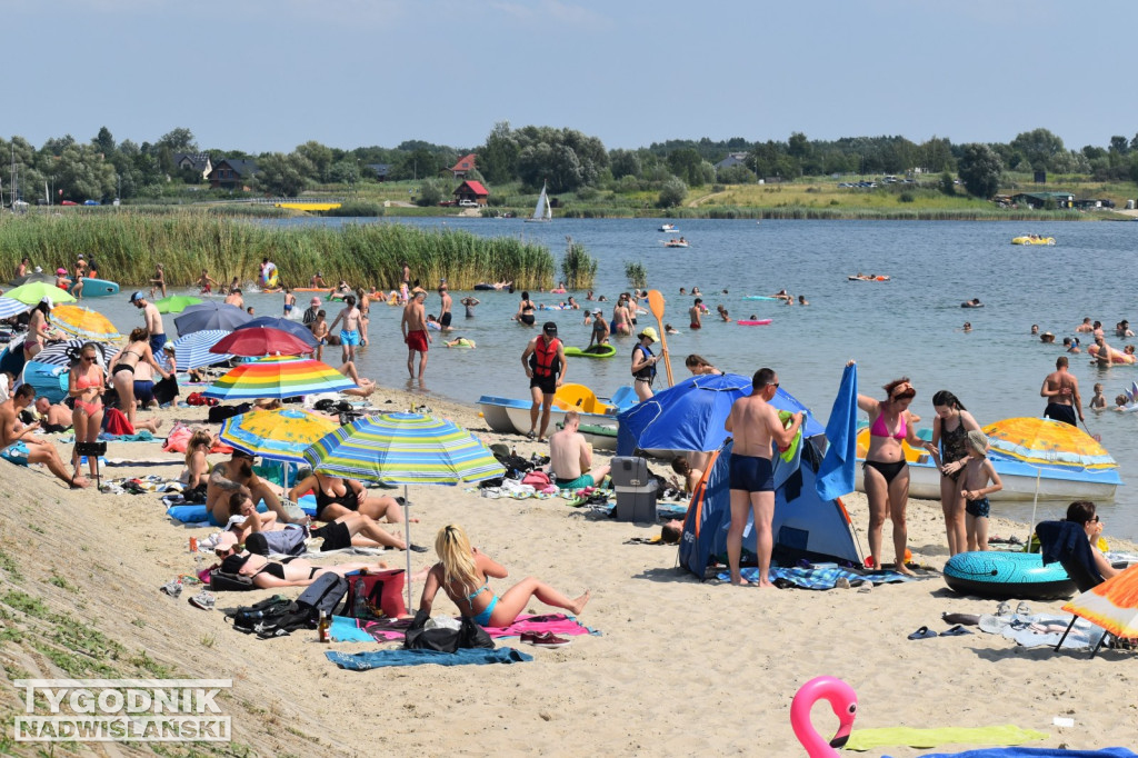 Plażowanie nad Jeziorem Tarnobrzeskim - 13 lipca