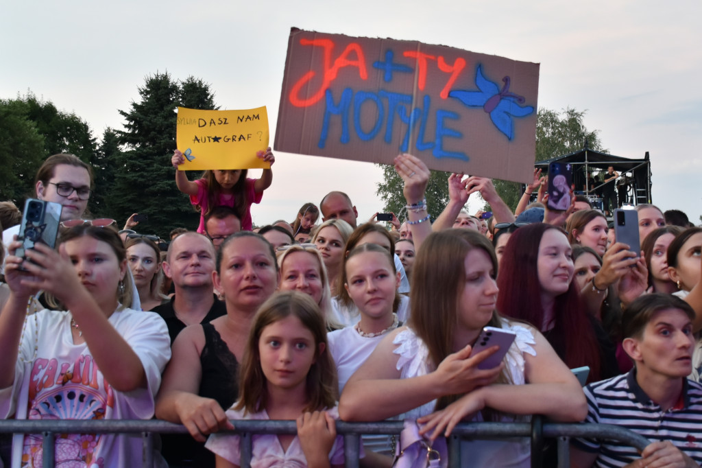 Koncert Sylwii Grzeszczak i Cheap Tobacco