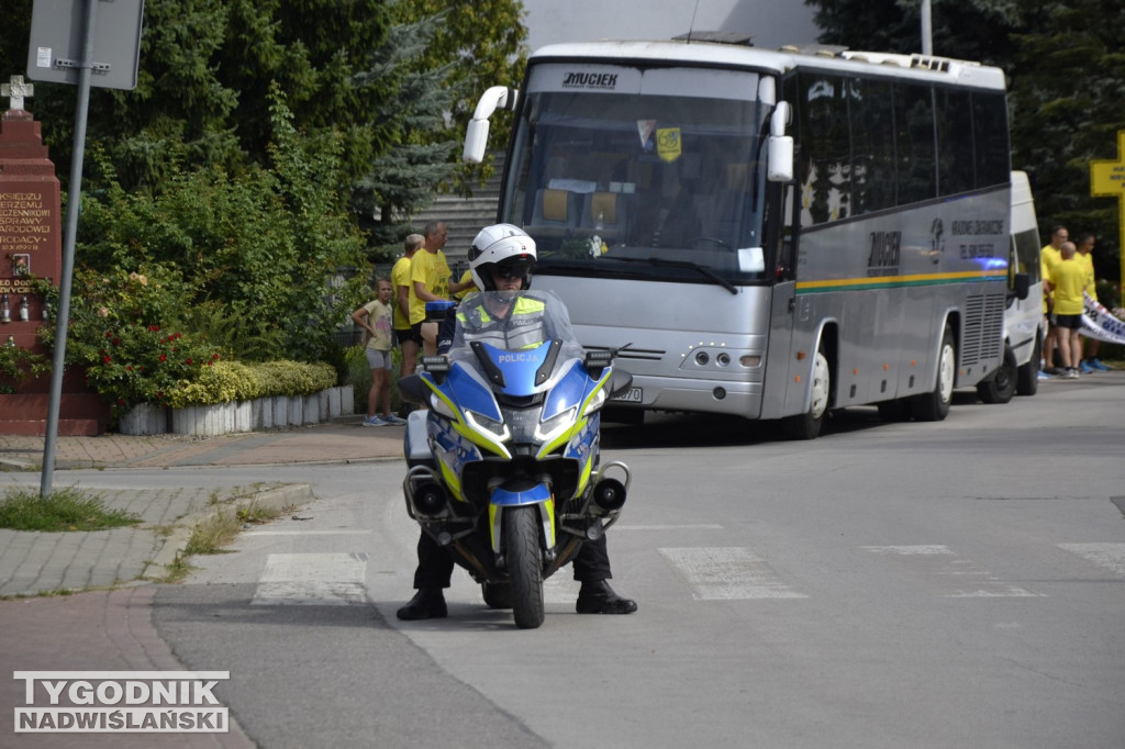 28 Pielgrzymka Biegowa wyruszyła z Tarnobrzega