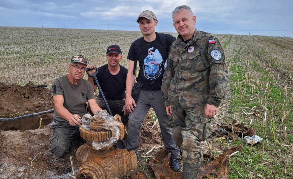 Wydobyli szczątki bombowca RAF-u