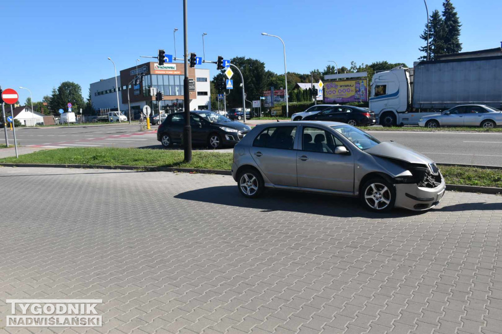 Zdarzenie na parkingu przy tarnobrzeskim cmentarzu
