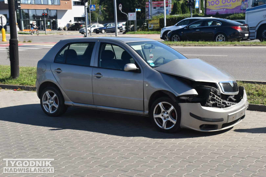 Zdarzenie na parkingu przy tarnobrzeskim cmentarzu