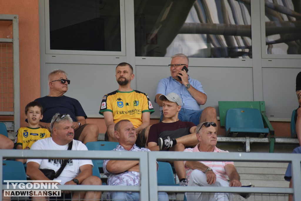 Zdjęcia z trybun mecz Siarka - KSZO
