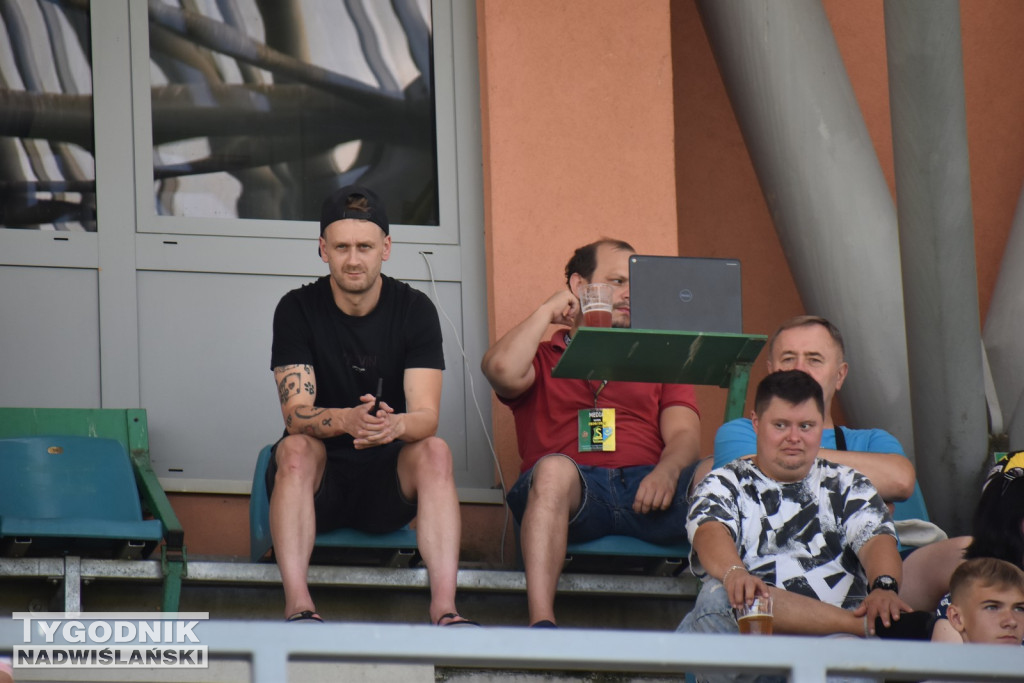 Zdjęcia z trybun mecz Siarka - KSZO