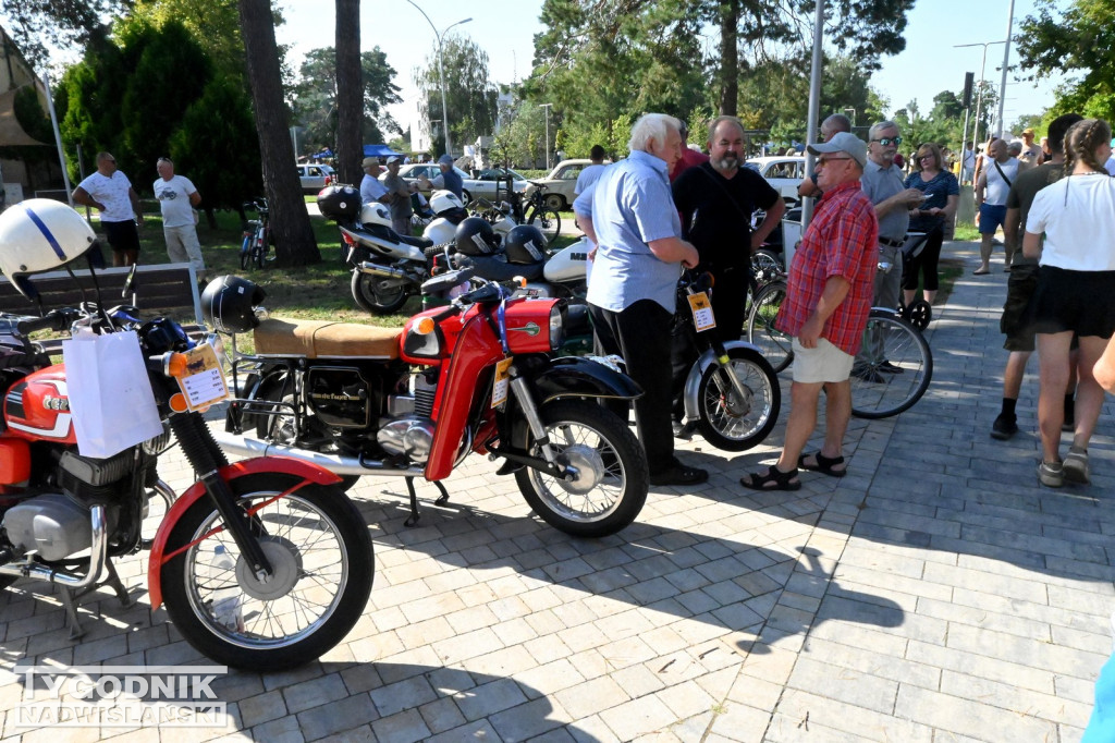 Retrotłoki 2024 w Gorzycach