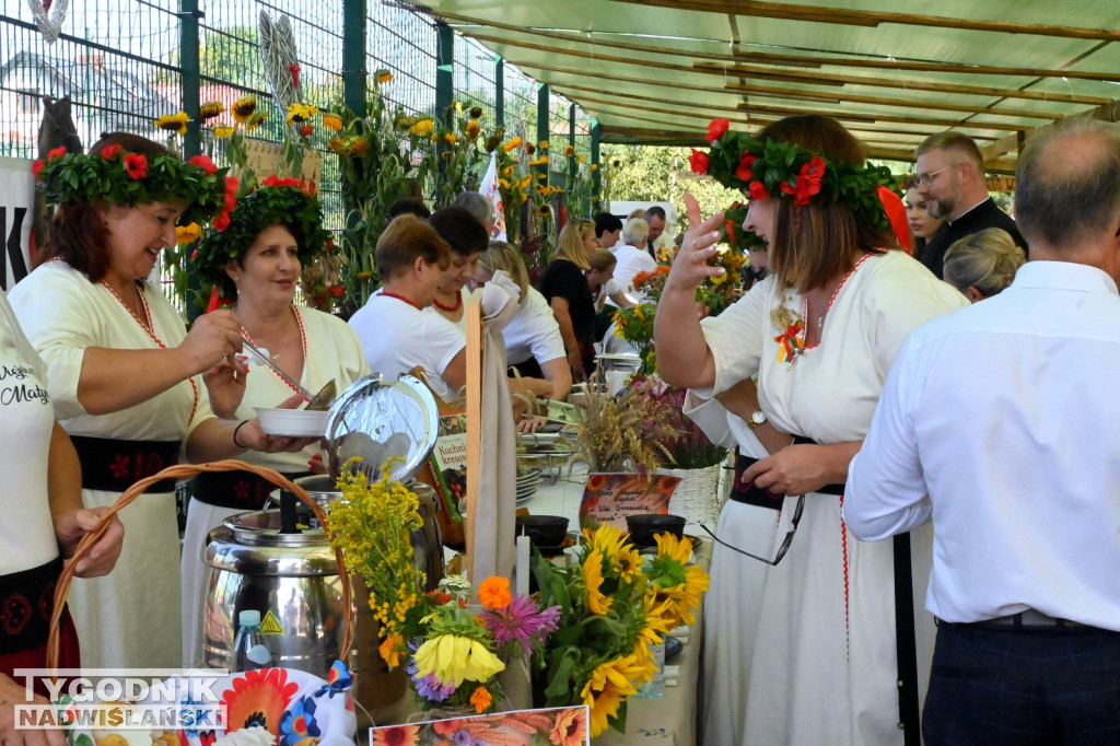 Dożynki gminy Baranów Sandomierski w Suchorzowie