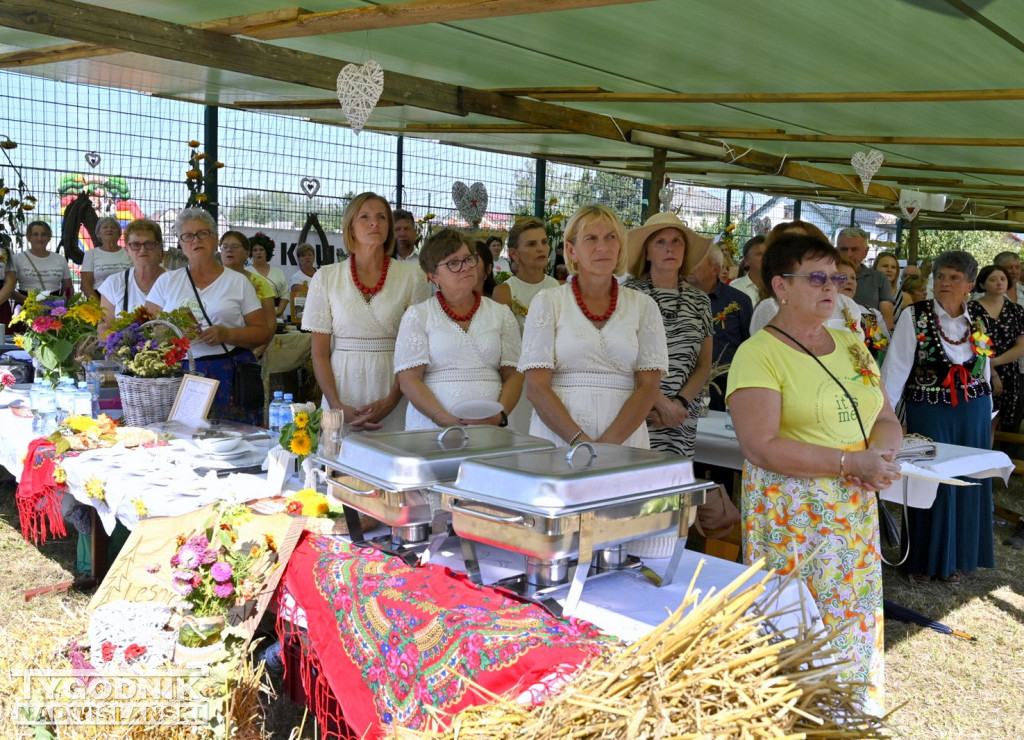 Dożynki gminy Baranów Sandomierski w Suchorzowie