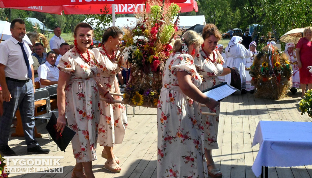 Dożynki gminy Baranów Sandomierski w Suchorzowie