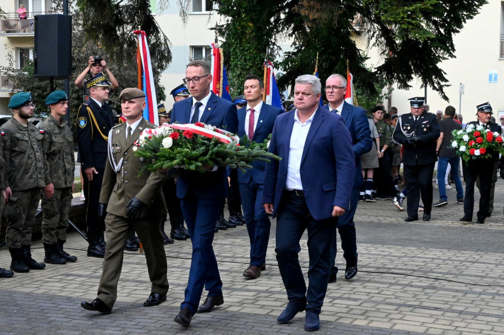 Upamiętnienie 85. rocznicy wybuchu II WŚ w Tarnobrzegu