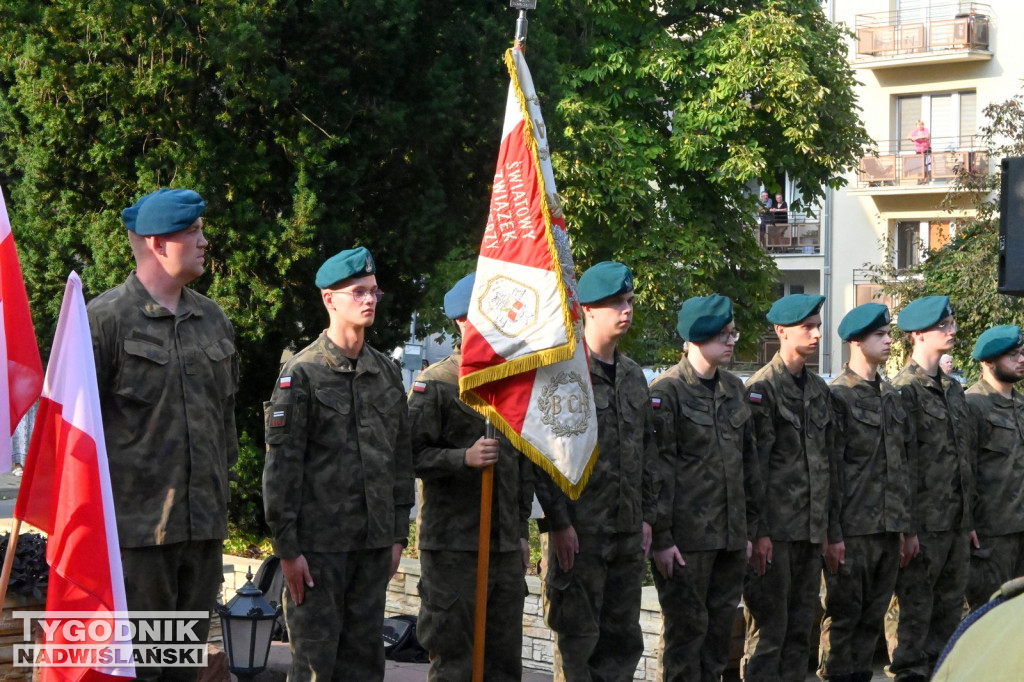 Upamiętnienie 85. rocznicy wybuchu II WŚ w Tarnobrzegu