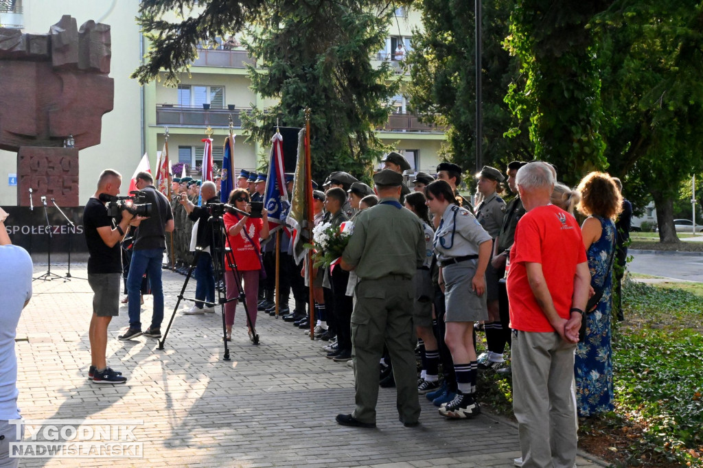 Upamiętnienie 85. rocznicy wybuchu II WŚ w Tarnobrzegu