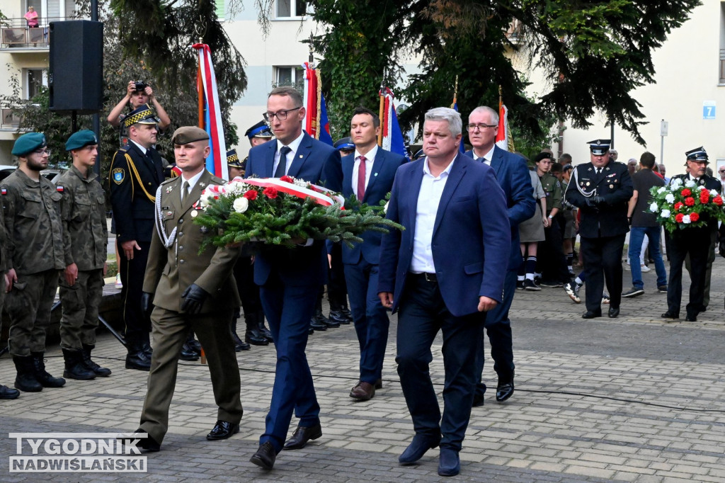 Upamiętnienie 85. rocznicy wybuchu II WŚ w Tarnobrzegu