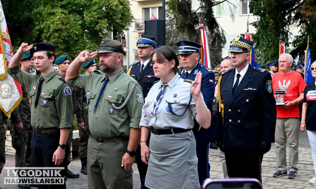 Upamiętnienie 85. rocznicy wybuchu II WŚ w Tarnobrzegu