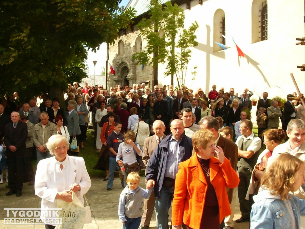 Archiwalne zdjęcia z odpustów w Sulisławicach