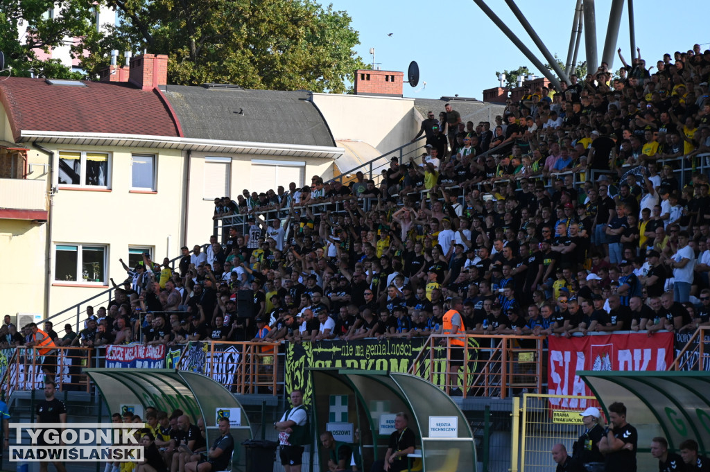 Kibice na meczu Siarka - Sandecja Nowy Sącz