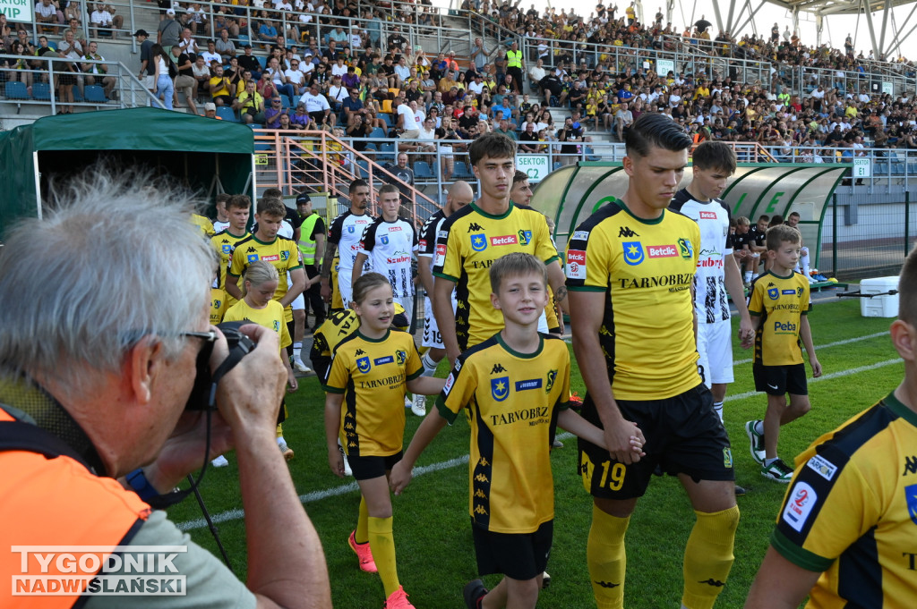 Siarka Tarnobrzeg - Sandecja Nowy Sącz