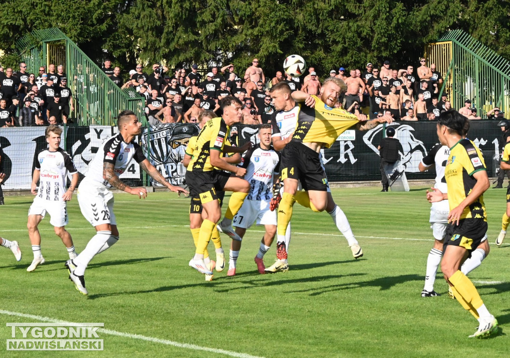 Siarka Tarnobrzeg - Sandecja Nowy Sącz