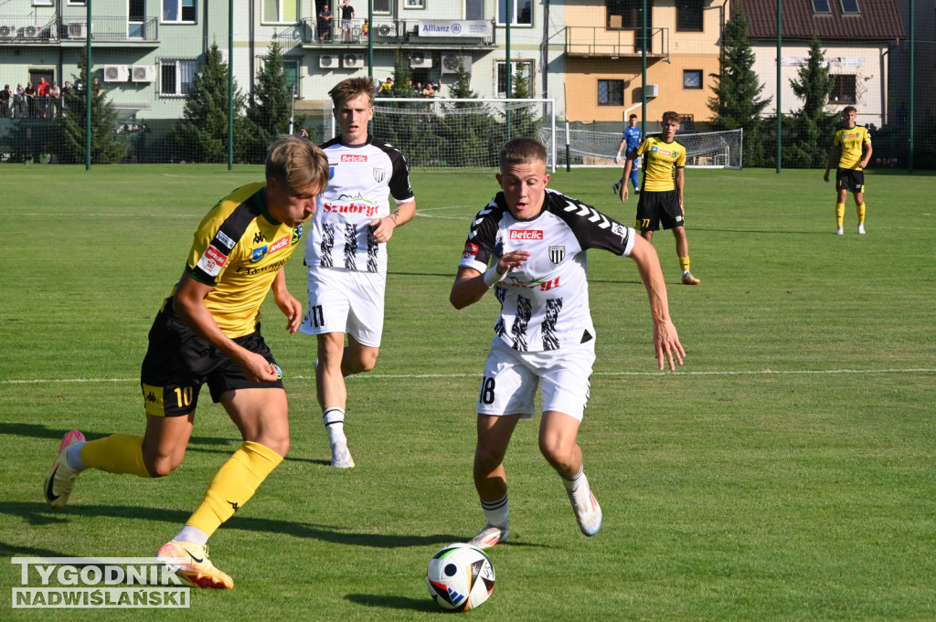 Siarka Tarnobrzeg - Sandecja Nowy Sącz