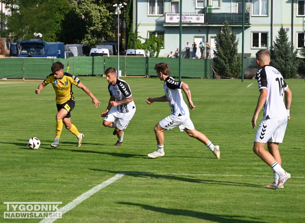 Siarka Tarnobrzeg - Sandecja Nowy Sącz